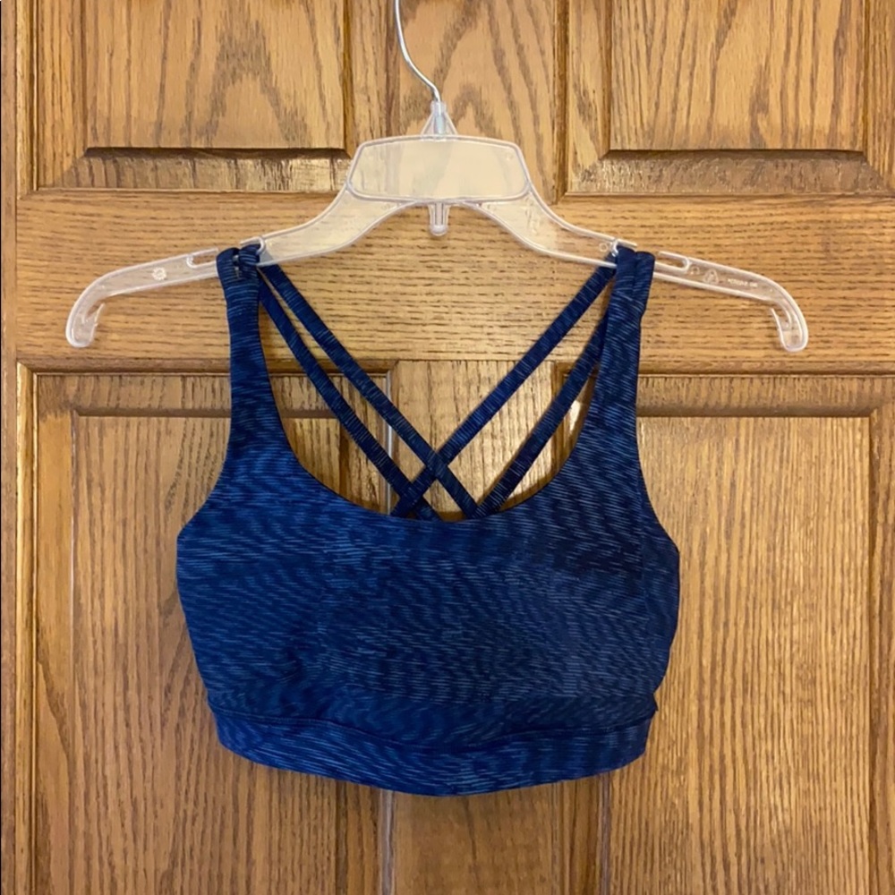 Lululemon sports bra with removable padding